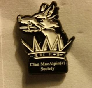 Boar's Head Lapel Pin